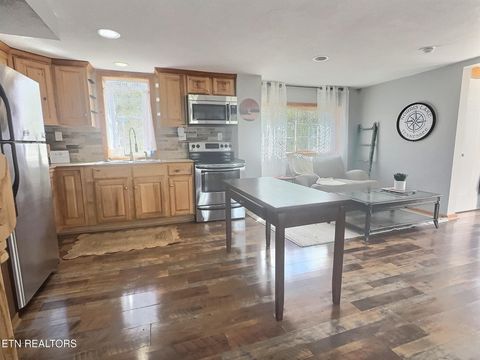 Tiny photo for 517 Easter Lane, LaFollette, TN 37766 (MLS # 1335040)