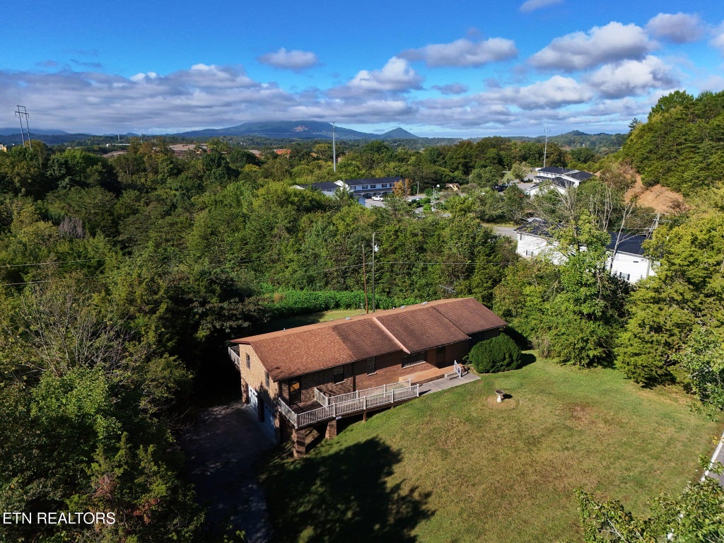 Photo of 1105 Ridge Rd, Sevierville, TN 37862 (MLS # 1357021)