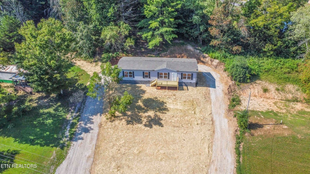 Photo of 239 Honey Drive, New Tazewell, TN 37825 (MLS # 1353607)