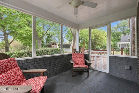 Tiny photo for 402 N Maple St, Maryville, TN 37801 (MLS # 1355645)