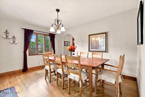 Tiny photo for 402 N Maple St, Maryville, TN 37801 (MLS # 1355645)
