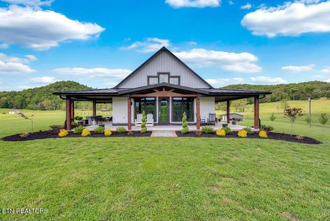 941 Jim Hennessee Rd Sparta TN 38583