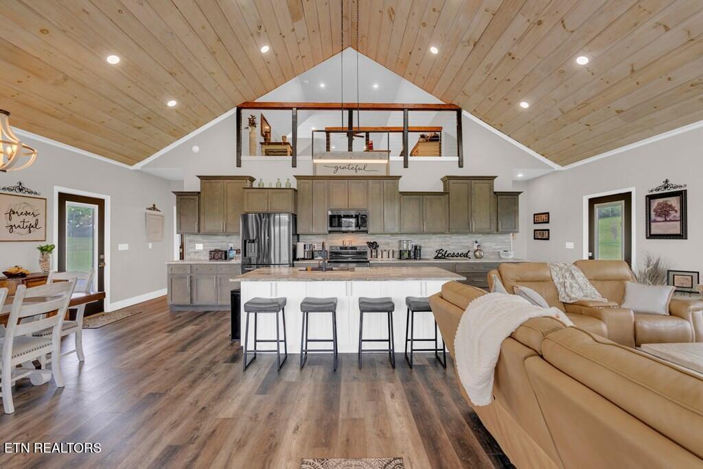 941 Jim Hennessee Rd