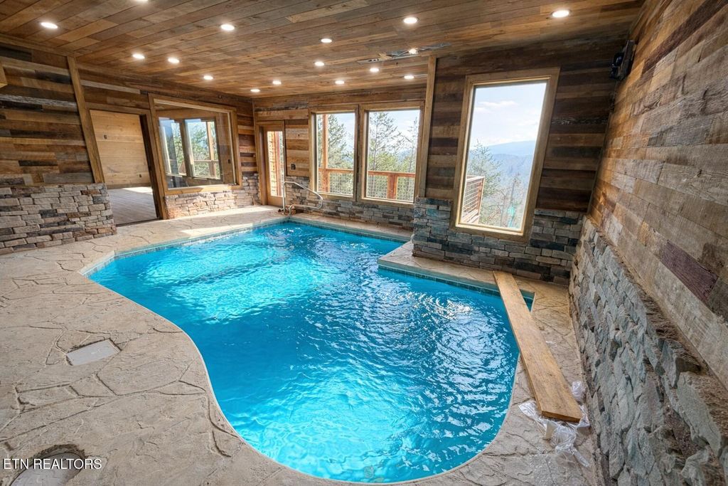 Photo of 2004 Thistle Thorn Tr, Sevierville, TN 37876 (MLS # 1332308)