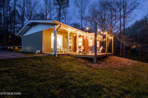 Tiny photo for 524 Reba Ln Ln, Gatlinburg, TN 37738 (MLS # 1324503)