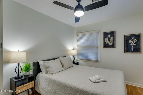 Tiny photo for 524 Reba Ln Ln, Gatlinburg, TN 37738 (MLS # 1324503)