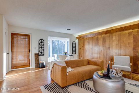 Tiny photo for 524 Reba Ln Ln, Gatlinburg, TN 37738 (MLS # 1324503)