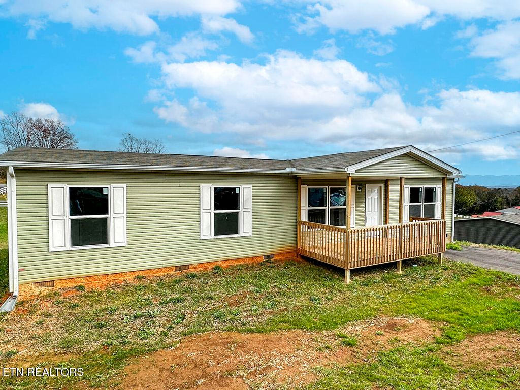 Photo of 303 Bungalow Drive, Dandridge, TN 37725 (MLS # 1283623)