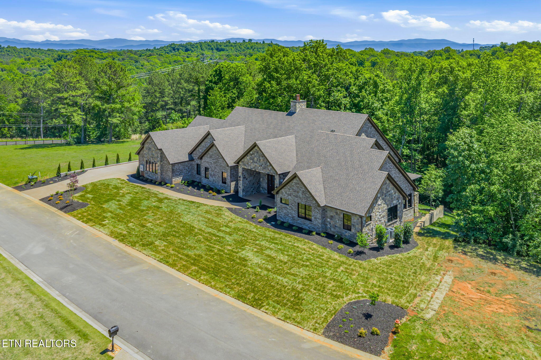 3317 Preserve Pointe Way