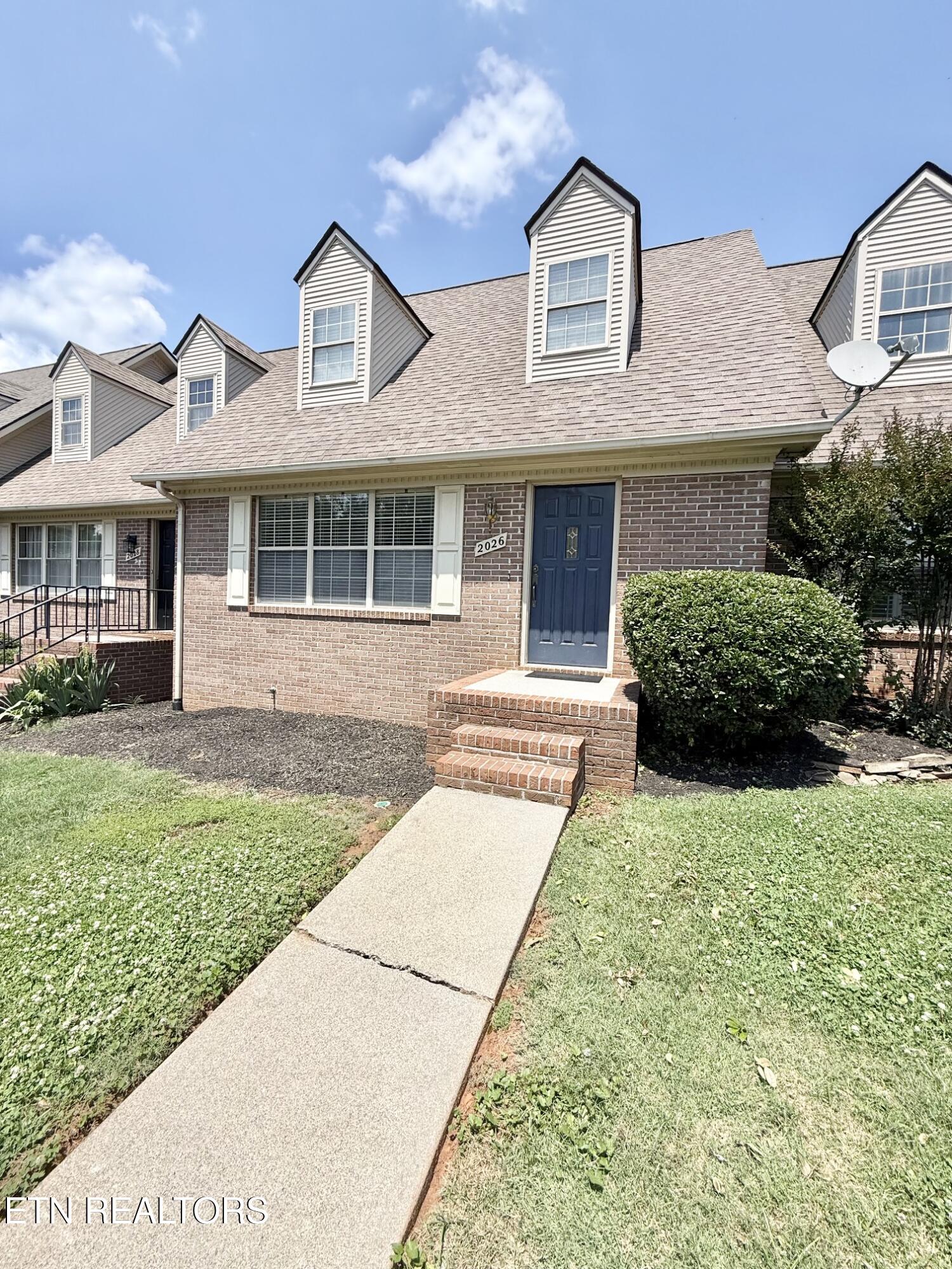 Photo 1 of 24 — 2026 Cochran Place, Maryville, TN 37803