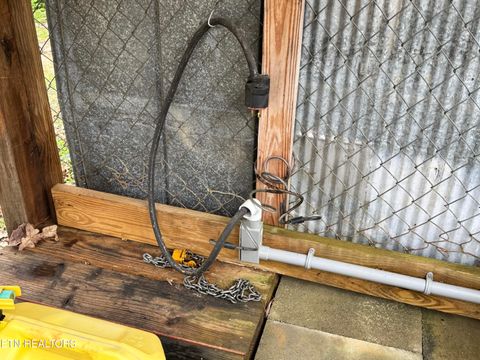 Tiny photo for 849 Camp Austin Rd, Oakdale, TN 37829 (MLS # 1334681)