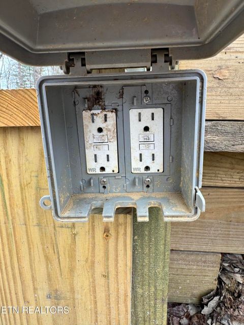 Tiny photo for 849 Camp Austin Rd, Oakdale, TN 37829 (MLS # 1334681)