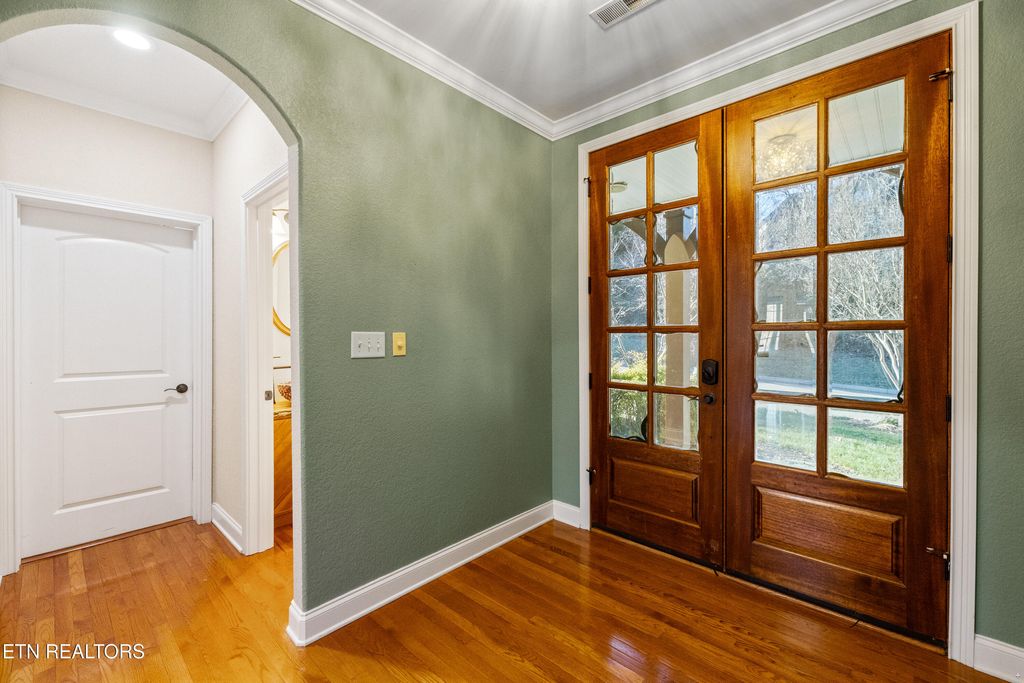 Photo of 10033 Autumn Valley Lane, Knoxville, TN 37922 (MLS # 1324448)