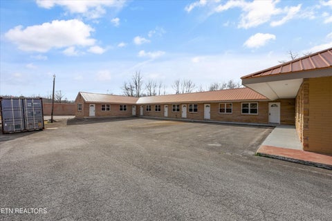 Tiny photo for 8203 Morgan County Hwy, Sunbright, TN 37872 (MLS # 1359527)
