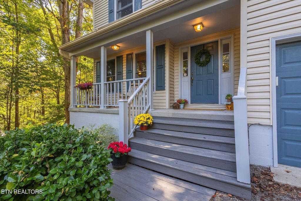 Photo of 9989 Martha Knight Circle, Knoxville, TN 37932 (MLS # 1318578)