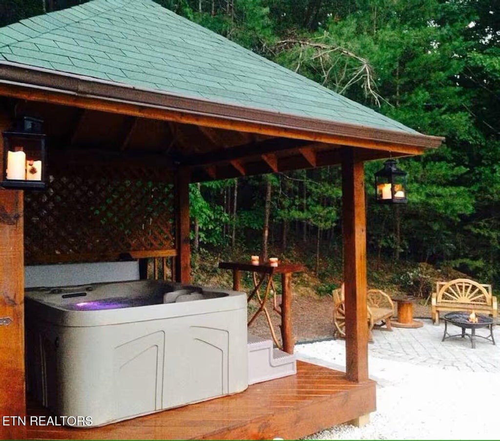 Photo of 1823 Walker Tr Trl, Sevierville, TN 37876 (MLS # 1292600)