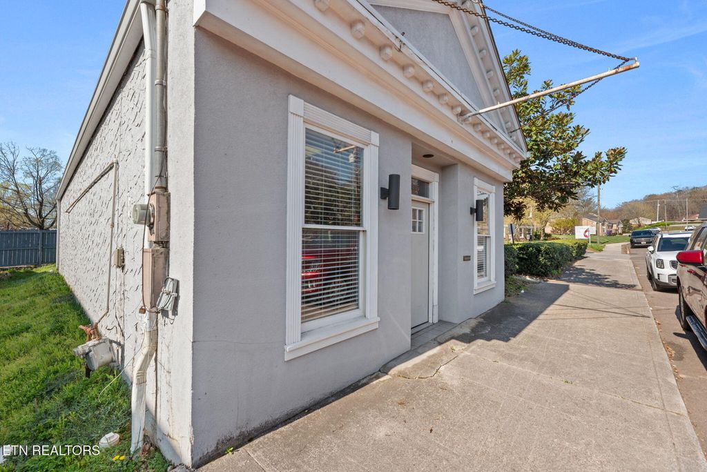 Photo of 116 Hotel Rd, Knoxville, TN 37918 (MLS # 1330277)