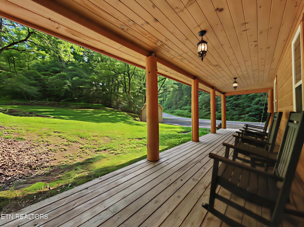 Photo of 3616 Henry Town Rd, Sevierville, TN 37876 (MLS # 1353136)