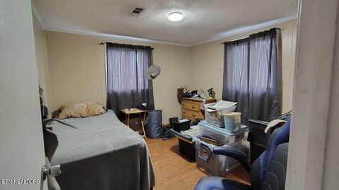 Tiny photo for 613 W 4th Ave, Lenoir City, TN 37771 (MLS # 1331433)