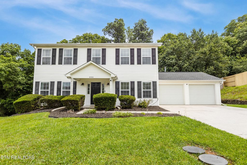 Photo of 8306 Foxworth Tr, Powell, TN 37849 (MLS # 1305436)