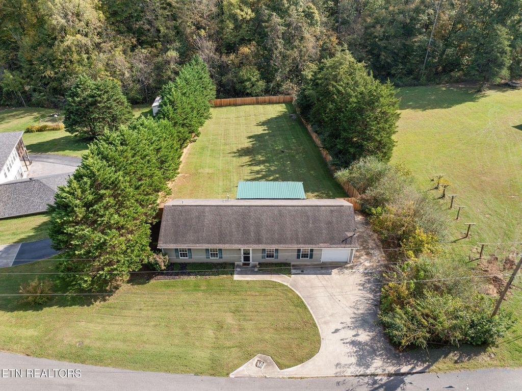 Photo of 173 Burley Nelson Lane, Clinton, TN 37716 (MLS # 1320427)