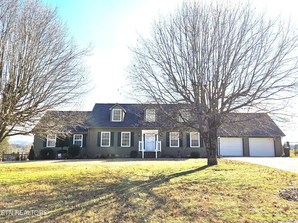 Photo of 113 Thacker Drive, LaFollette, TN 37766 (MLS # 1324213)
