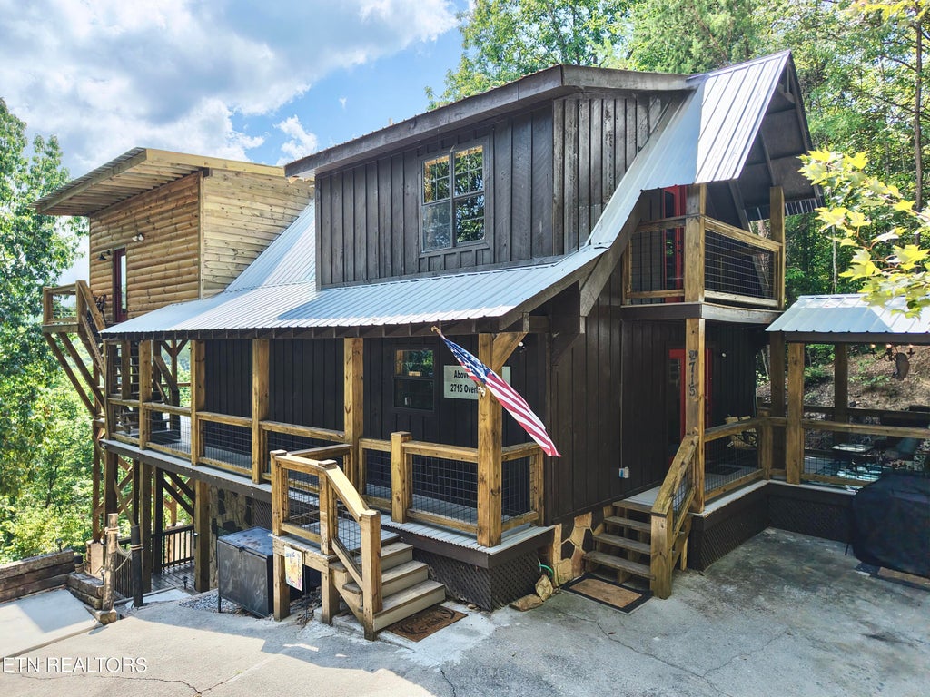 Photo of 2715 Overholt Tr, Pigeon Forge, TN 37862 (MLS # 1354588)
