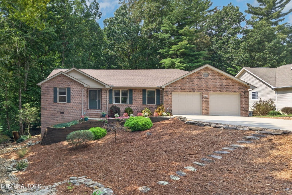 Photo of 145 Rotherham Drive, Crossville, TN 38558 (MLS # 1356411)