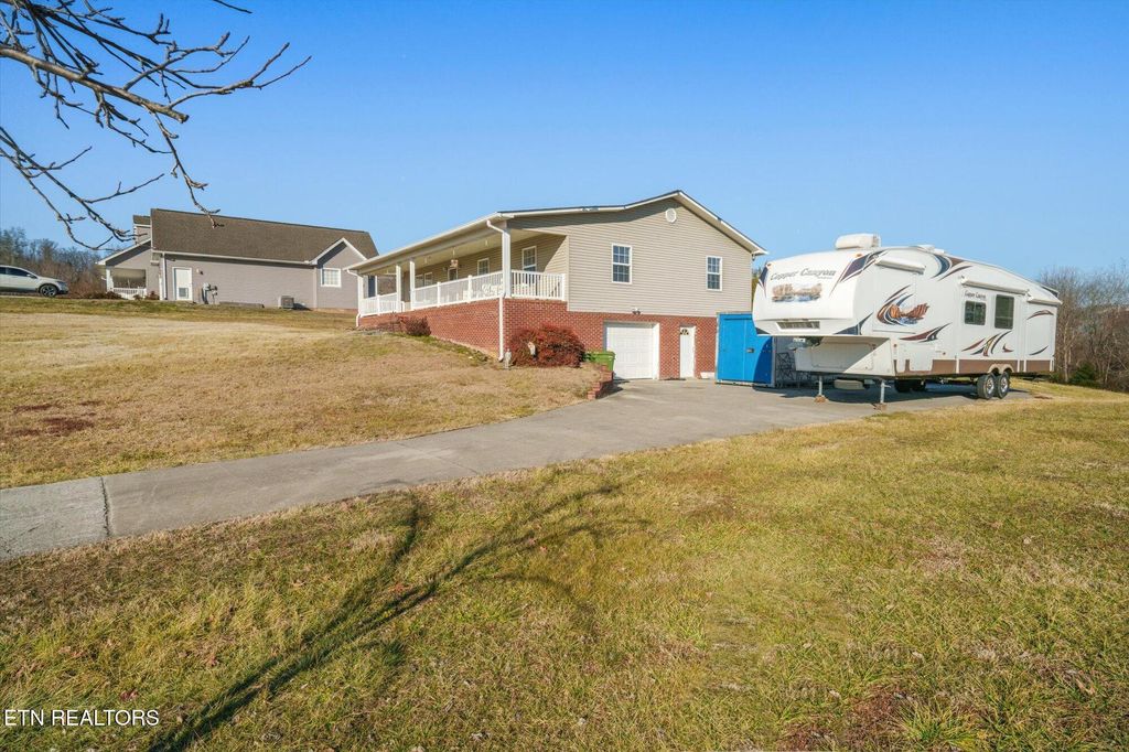 Photo of 446 Gammon Springs Rd, Bean Station, TN 37708 (MLS # 1289608)