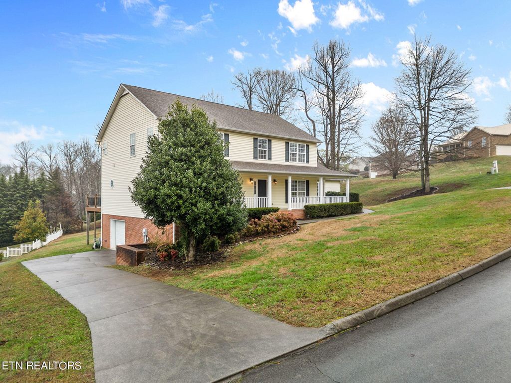 Photo of 3702 Kursk Drive, Friendsville, TN 37737 (MLS # 1254116)