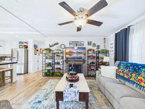 Tiny photo for 237 County Road 567, Englewood, TN 37329 (MLS # 1357350)
