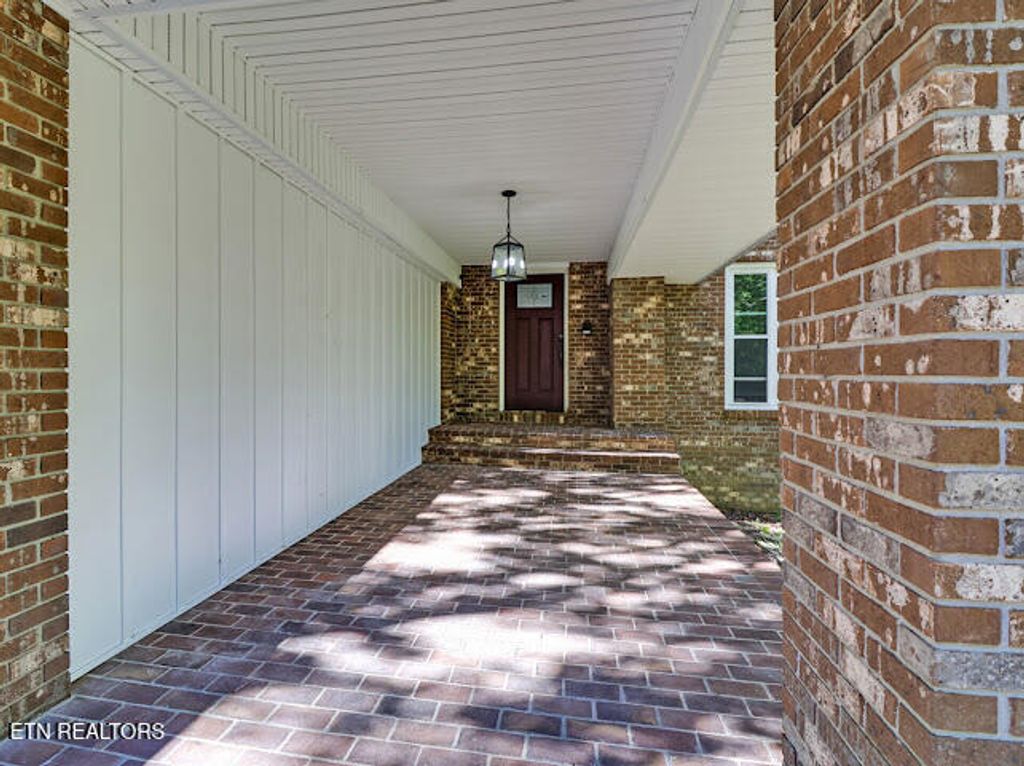 Photo of 78 Boaz Drive, Crossville, TN 38555 (MLS # 1318815)