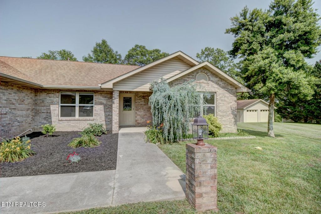 Photo of 1023 Stokley Court, Dandridge, TN 37725 (MLS # 1335601)