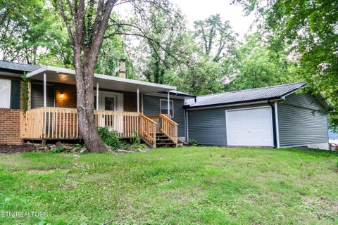 Photo of 117 Pine Ridge Rd, Heiskell, TN 37754 (MLS # 1359671)