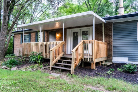 Tiny photo for 117 Pine Ridge Rd, Heiskell, TN 37754 (MLS # 1359671)