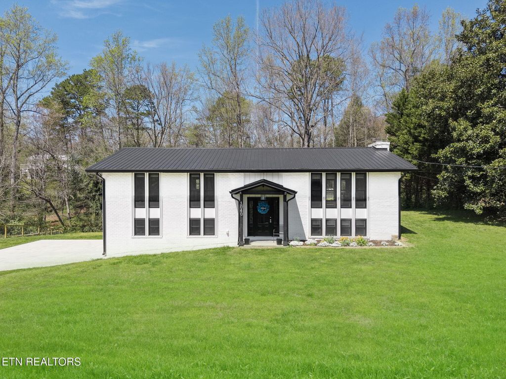 Photo of 1040 Chris Dale Drive, Seymour, TN 37865 (MLS # 1334654)