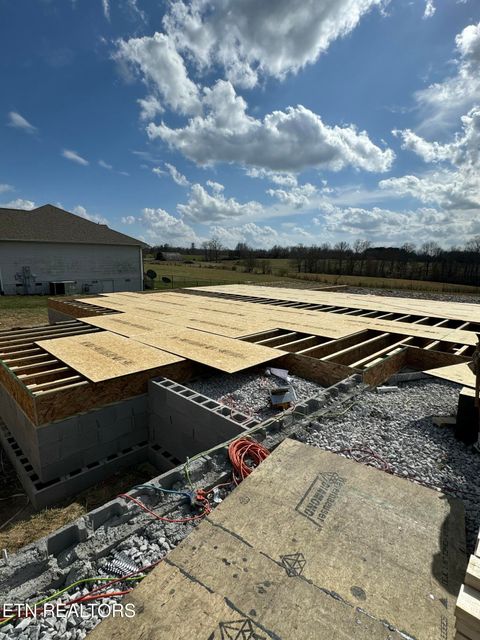 231 Tuttle Lane Crossville TN 38571