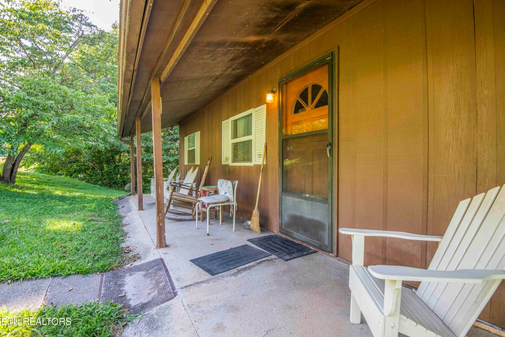 Photo of 155 Berry Rd, Andersonville, TN 37705 (MLS # 1308601)
