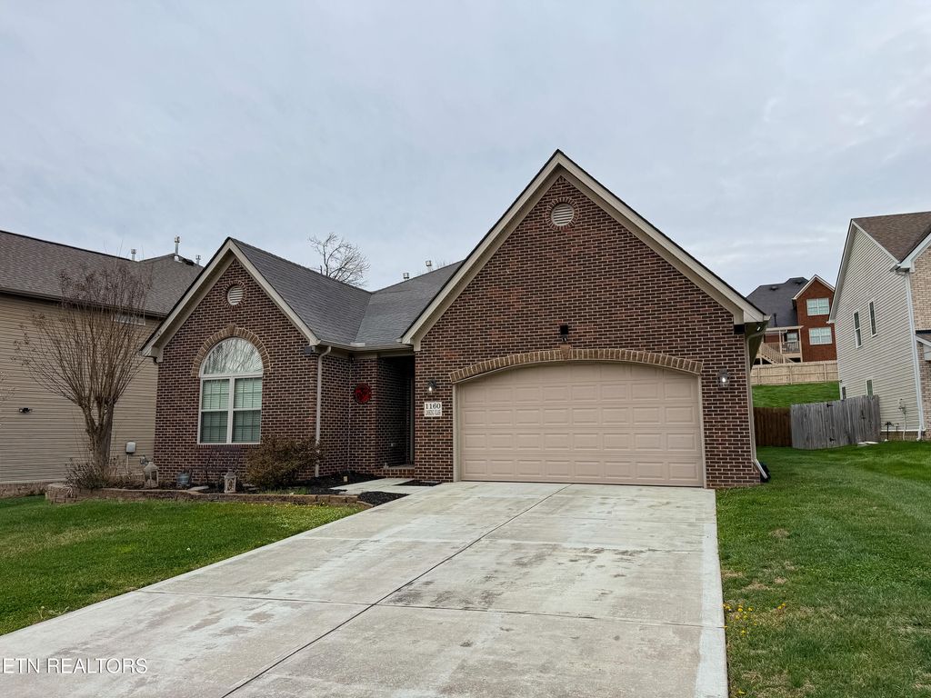 Photo of 1160 Looking Glass Ln, Knoxville, TN 37919 (MLS # 1333521)