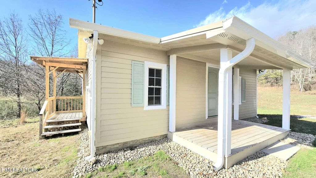 Photo of 153 Holt Lane, Kingston, TN 37763 (MLS # 1342190)