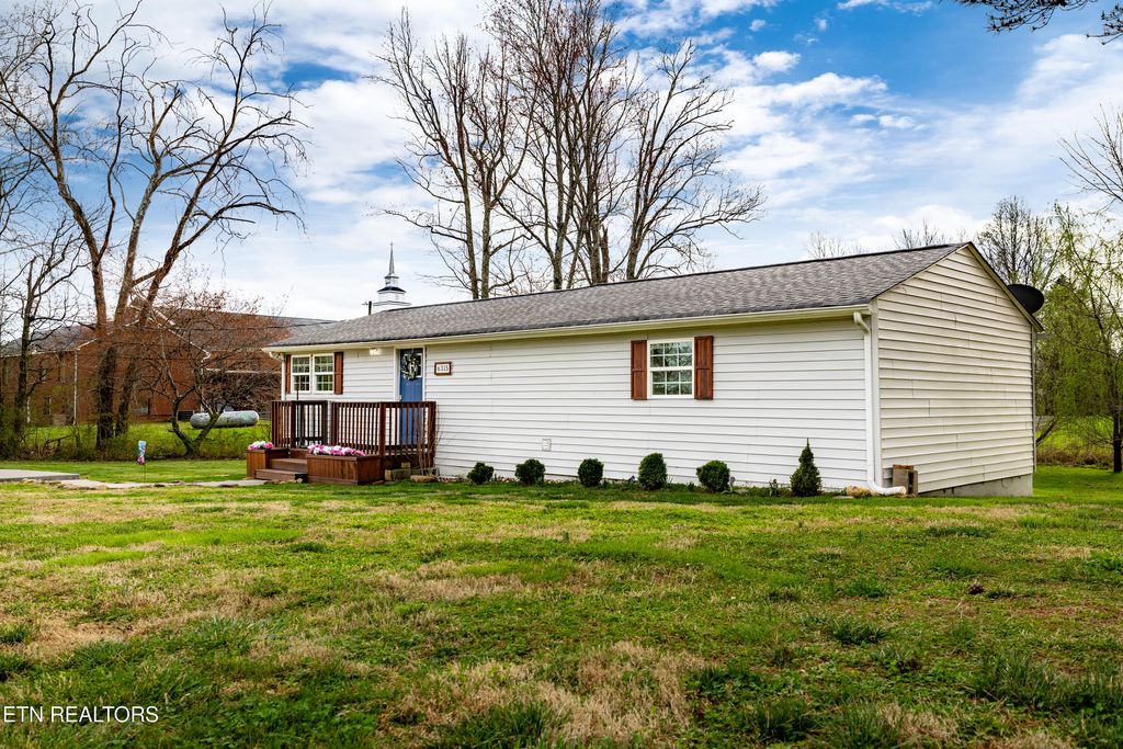 Photo of 6315 Ball Rd, Knoxville, TN 37931 (MLS # 1332609)