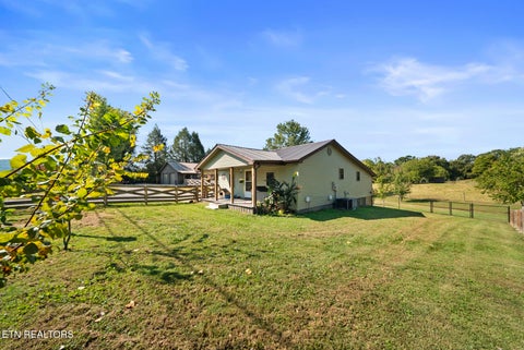 Tiny photo for 289 Westel Rd, Rockwood, TN 37854 (MLS # 1357600)