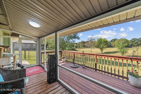 Tiny photo for 289 Westel Rd, Rockwood, TN 37854 (MLS # 1357600)