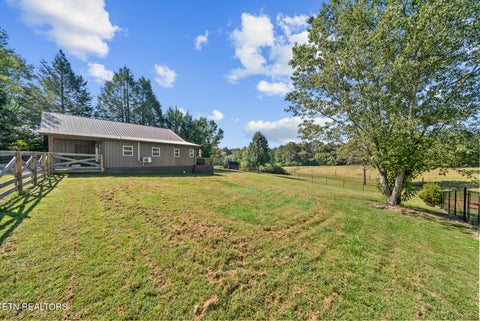 Tiny photo for 289 Westel Rd, Rockwood, TN 37854 (MLS # 1357600)