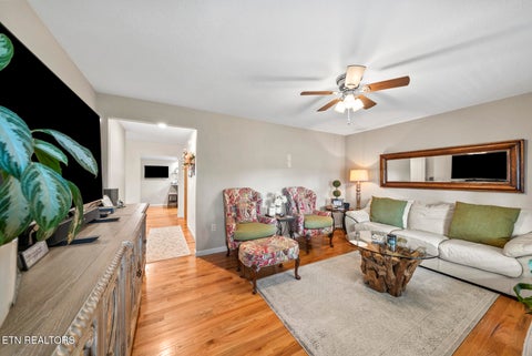 Tiny photo for 289 Westel Rd, Rockwood, TN 37854 (MLS # 1357600)