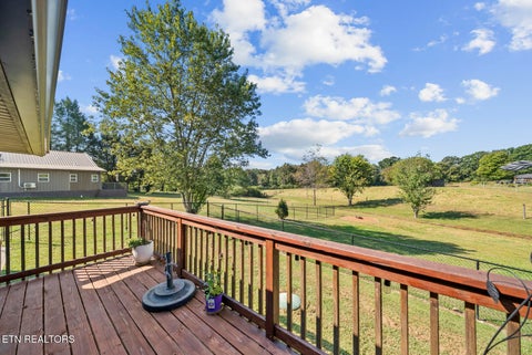 Tiny photo for 289 Westel Rd, Rockwood, TN 37854 (MLS # 1357600)