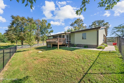 Tiny photo for 289 Westel Rd, Rockwood, TN 37854 (MLS # 1357600)