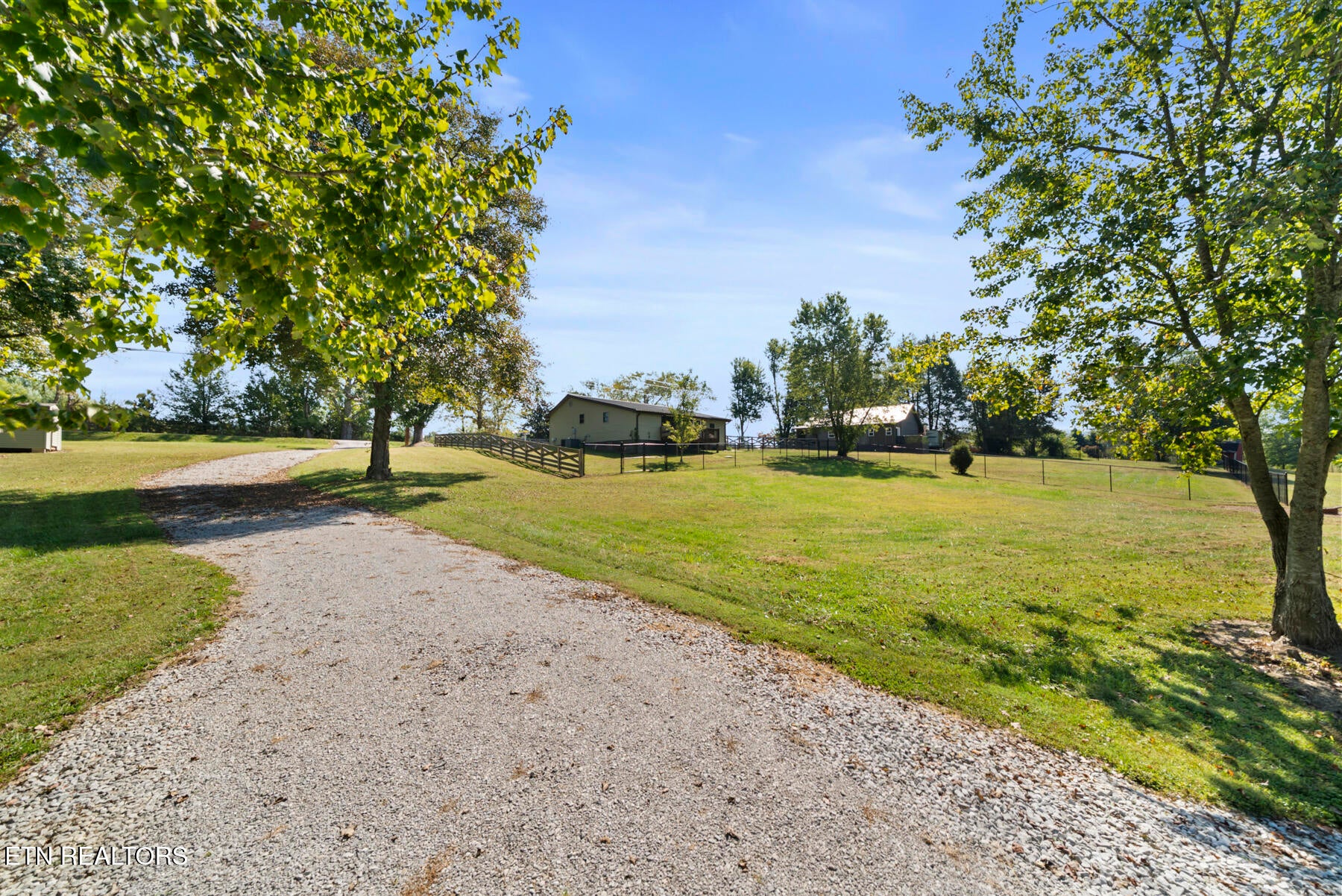289 Westel Rd