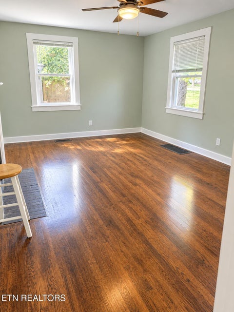 Tiny photo for 938 Banks Ave, Knoxville, TN 37917 (MLS # 1359712)