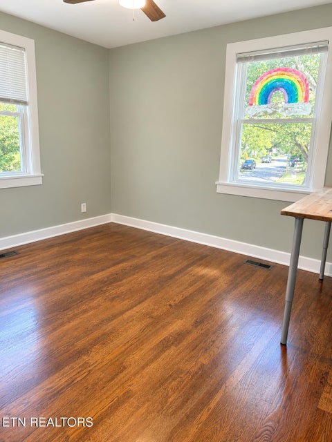Tiny photo for 938 Banks Ave, Knoxville, TN 37917 (MLS # 1359712)